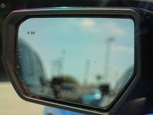 New 2025 GMC Canyon Elevation image 13