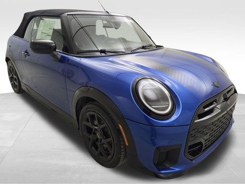 New 2026 MINI Cooper S image 2