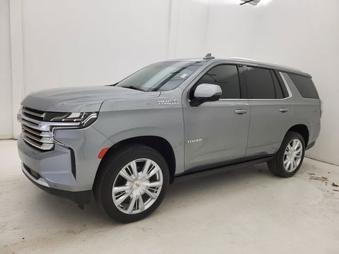 Used 2024 Chevrolet Tahoe High Country image 32