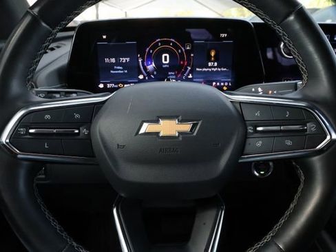 Used 2024 Chevrolet Traverse LT image 14