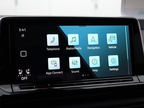 New 2026 Volkswagen Atlas Cross Sport SE image 13