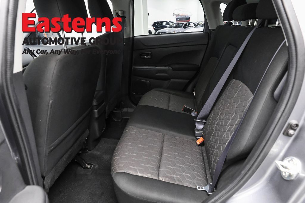 Used 2024 Mitsubishi Outlander Sport ES AWD/4WD image 20