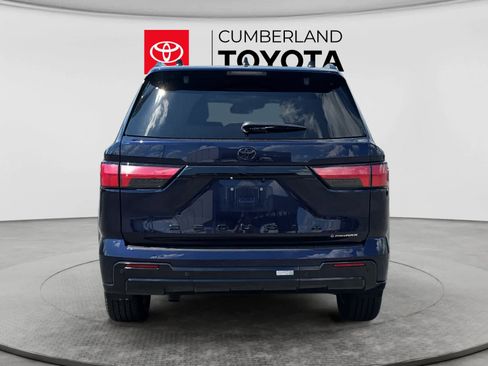 Used 2025 Toyota Sequoia Platinum w/ Tow Technology Package AWD/4WD image 4