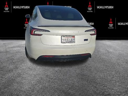 Used 2024 Tesla Model 3 Performance AWD/4WD image 4