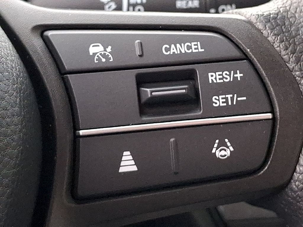 Used 2025 Honda HR-V LX image 22