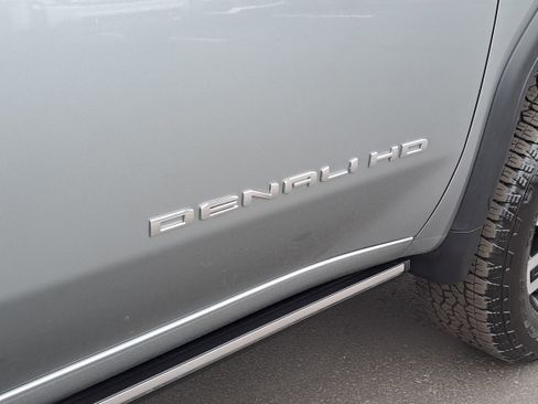 Certified 2024 GMC Sierra 2500 Denali Ultimate w/ Max Trailering Package image 6