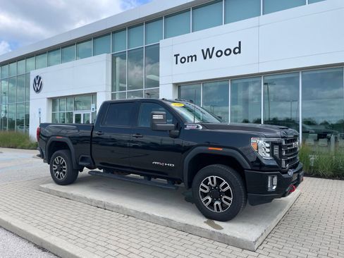 Used 2020 GMC Sierra 2500 AT4 w/ AT4 Premium Package AWD/4WD image 14