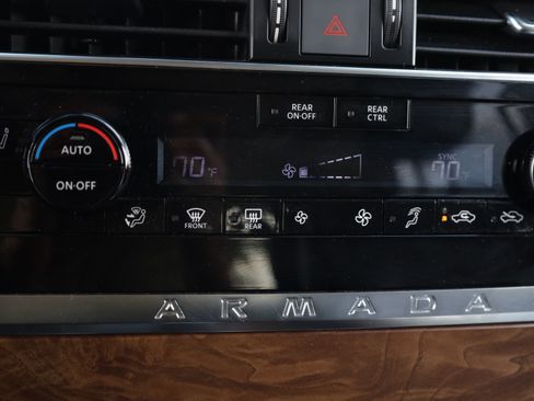 Used 2021 Nissan Armada SL w/ Captain's Chairs Package AWD/4WD image 8