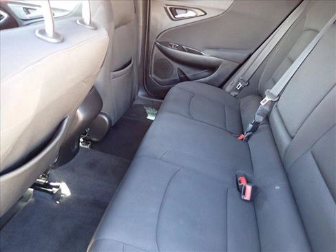 Used 2018 Chevrolet Malibu LS w/ LPO, Convenience Package 2 FWD image 8