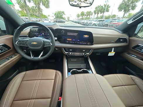 New 2026 Chevrolet Suburban High Country AWD/4WD image 20