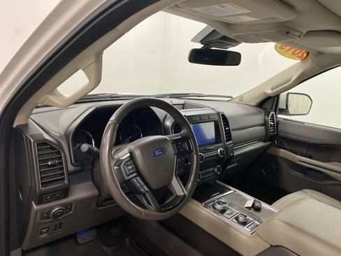 Used 2019 Ford Expedition Limited w/ Equipment Group 301A image 7