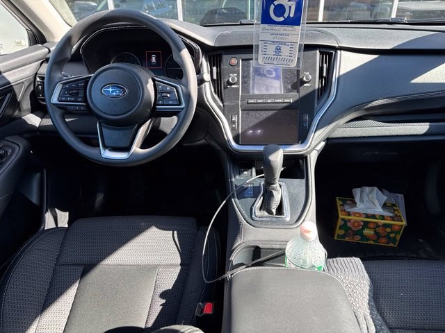 Used 2024 Subaru Outback AWD/4WD image 2