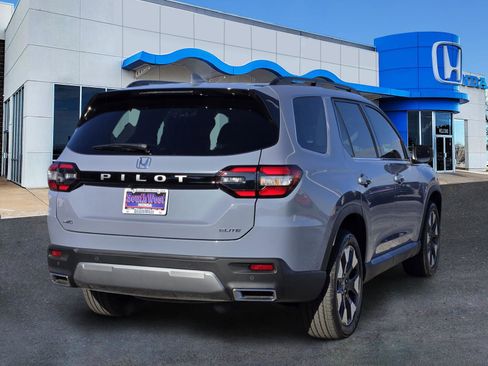 New 2026 Honda Pilot Elite image 5