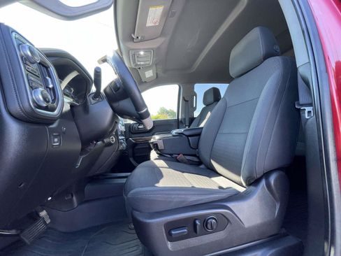 Used 2022 GMC Sierra 2500 SLE w/ SLE Value Package; AWD/4WD image 17