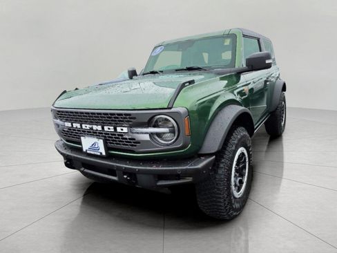 Used 2023 Ford Bronco Badlands w/ Sasquatch Package AWD/4WD image 14
