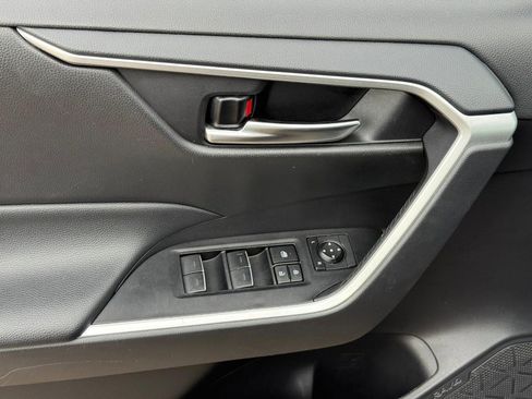 Certified 2024 Toyota RAV4 XLE image 21