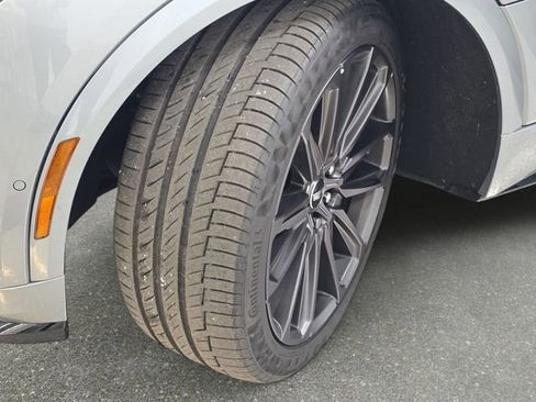 Used 2026 Cadillac Lyriq V image 32