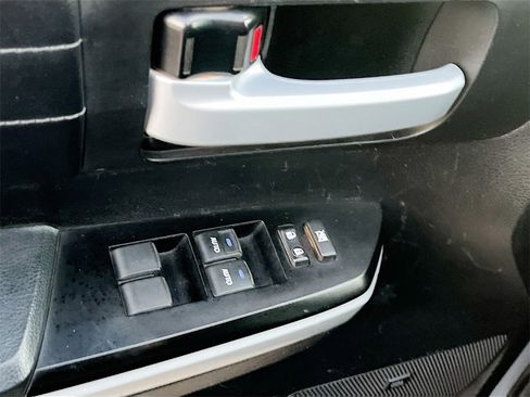 Used 2021 Toyota Tundra Limited w/ Limited Premium Package image 17