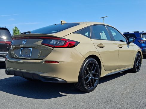 Used 2025 Honda Civic Sport image 6