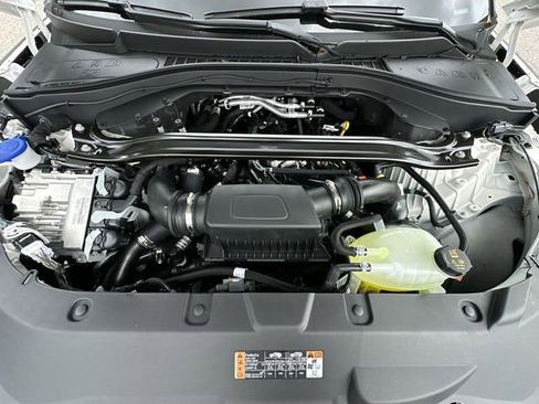 New 2025 Lincoln Aviator AWD image 28