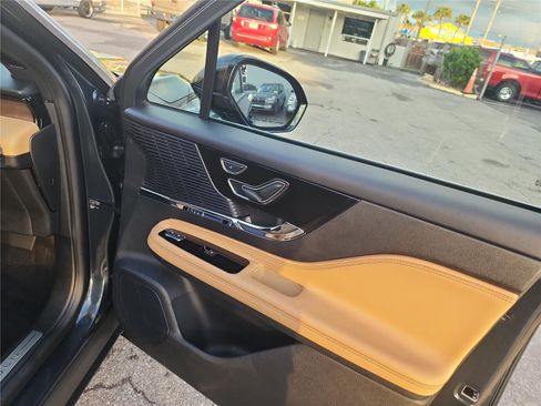 Used 2022 Lincoln Corsair Reserve w/ Equipment Group 201A image 24