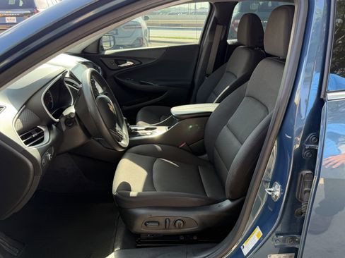 Used 2024 Chevrolet Malibu LT FWD image 15