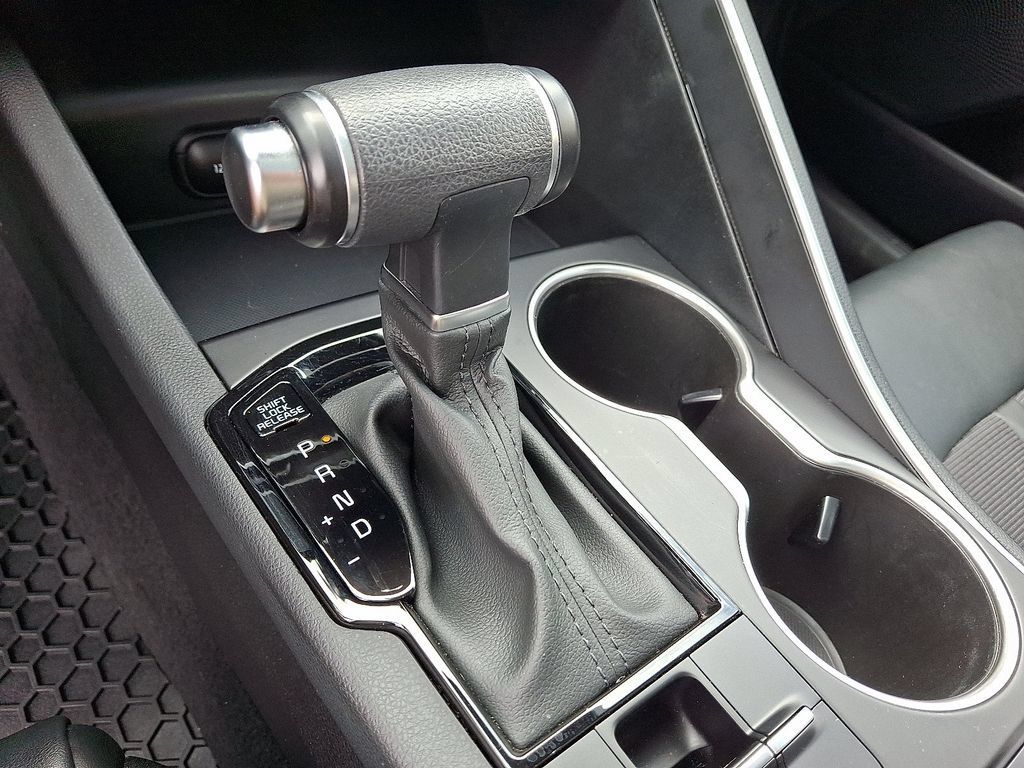 Used 2024 Kia K5 GT-Line FWD image 16