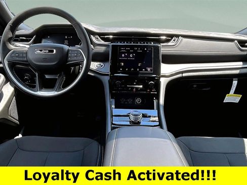 New 2025 Jeep Grand Cherokee L Laredo w/ Luxury Tech Group I image 15