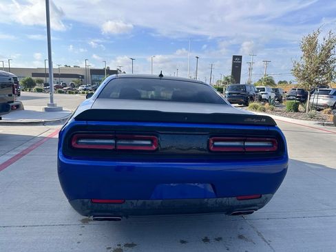 Used 2018 Dodge Challenger T/A RWD image 5