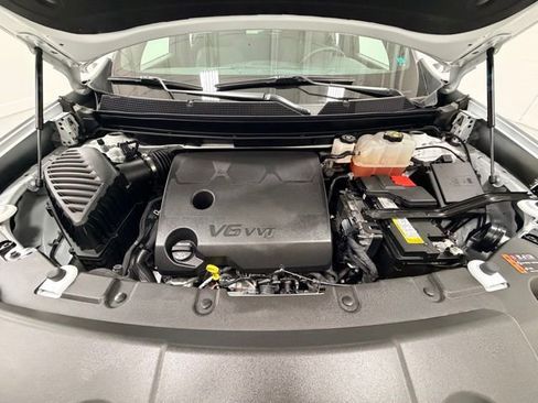 Certified 2024 Chevrolet Traverse LT image 32