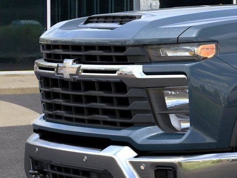 New 2026 Chevrolet Silverado 2500 LT w/ All Star Edition AWD/4WD image 13