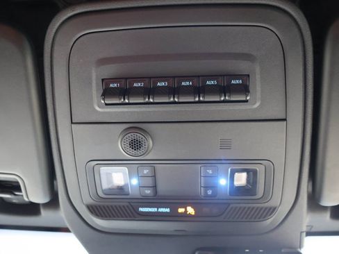 Used 2022 Ford Bronco Wildtrak AWD/4WD image 25