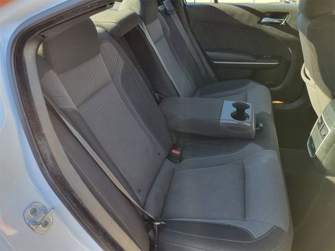 Used 2022 Dodge Charger SXT image 18