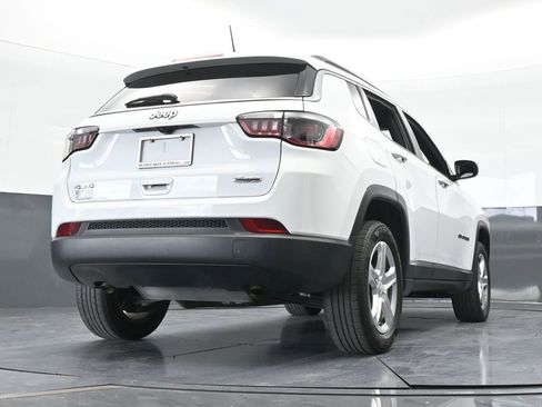 Used 2023 Jeep Compass Latitude image 23