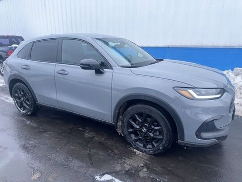 Certified 2024 Honda HR-V Sport image 2