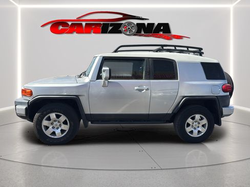 Used 2008 Toyota FJ Cruiser 4WD image 10
