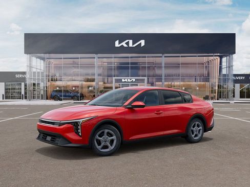 New 2025 Kia K4 LXS image 3
