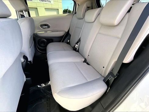 Used 2017 Honda HR-V LX image 20