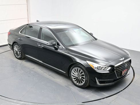 Used 2017 Genesis G90 3.3T Premium image 34