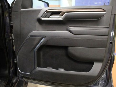 Used 2022 Chevrolet Silverado 1500 LT w/ All Star Edition Plus AWD/4WD image 9
