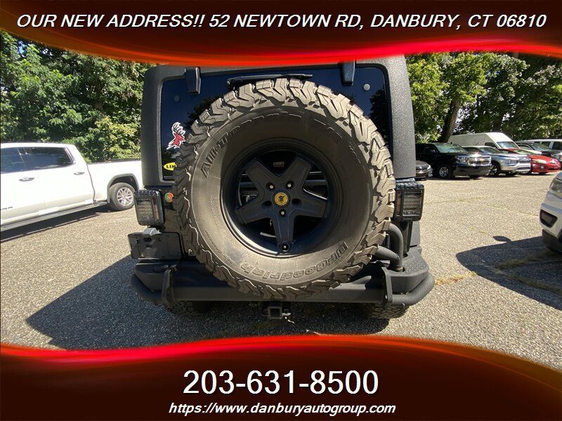 Used 2011 Jeep Wrangler Unlimited Rubicon w/ Trailer Tow Group AWD/4WD image 8