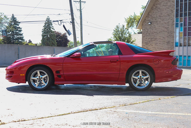 Used 1999 Pontiac Firebird Formula RWD image 3