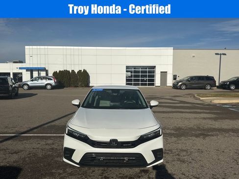 Certified 2022 Honda Civic LX image 3