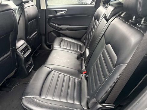 Used 2024 Ford Edge SEL image 19