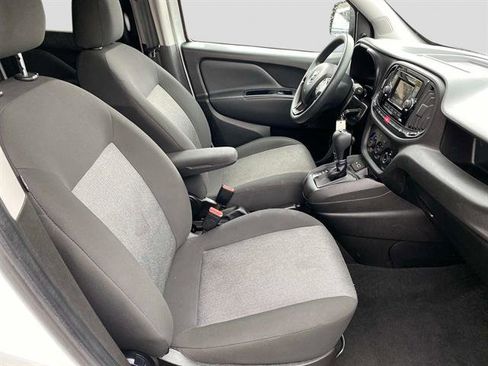 Used 2022 RAM ProMaster City Tradesman image 24