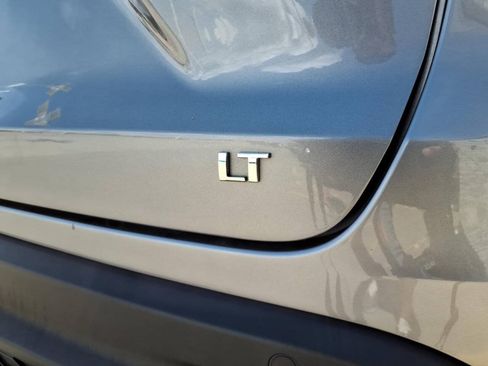 Used 2024 Chevrolet Trax LT w/ Driver Confidence Package FWD image 16