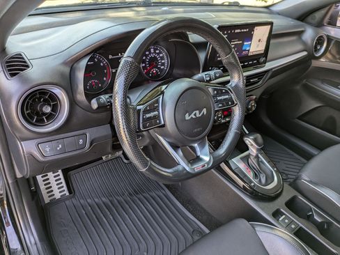 Used 2023 Kia Forte GT-Line w/ GT-Line Premium Package image 8