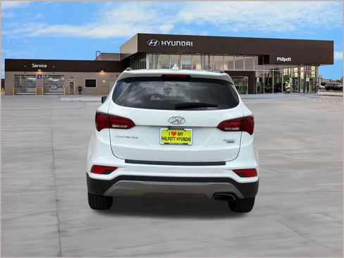 Used 2017 Hyundai Santa Fe Sport AWD/4WD image 10