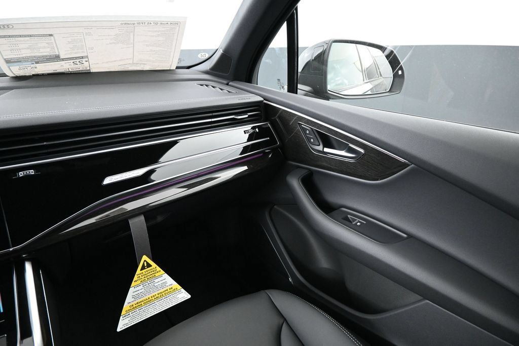 New 2026 Audi Q7 2.0T Premium AWD/4WD image 13