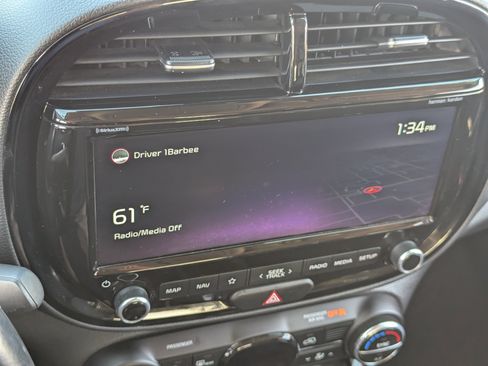 Certified 2022 Kia Soul Turbo image 24